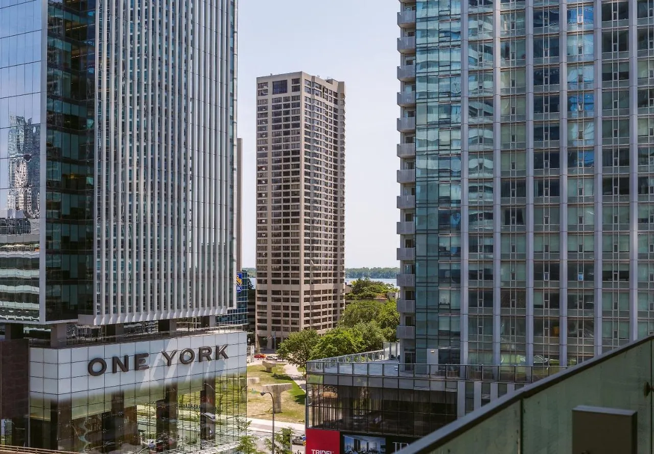 Condo Downtown, Cn Tower, Financial District Canada