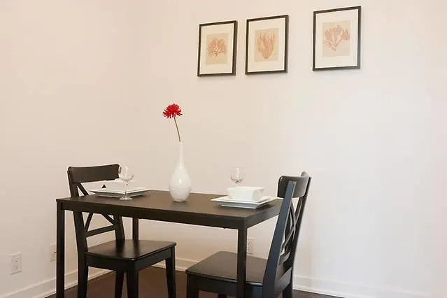 Condo Downtown, Cn Tower, Financial District Toronto