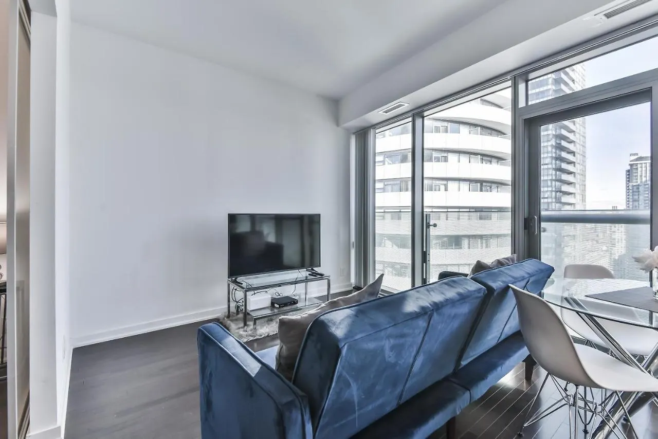 Condo Downtown, Cn Tower, Financial District Toronto